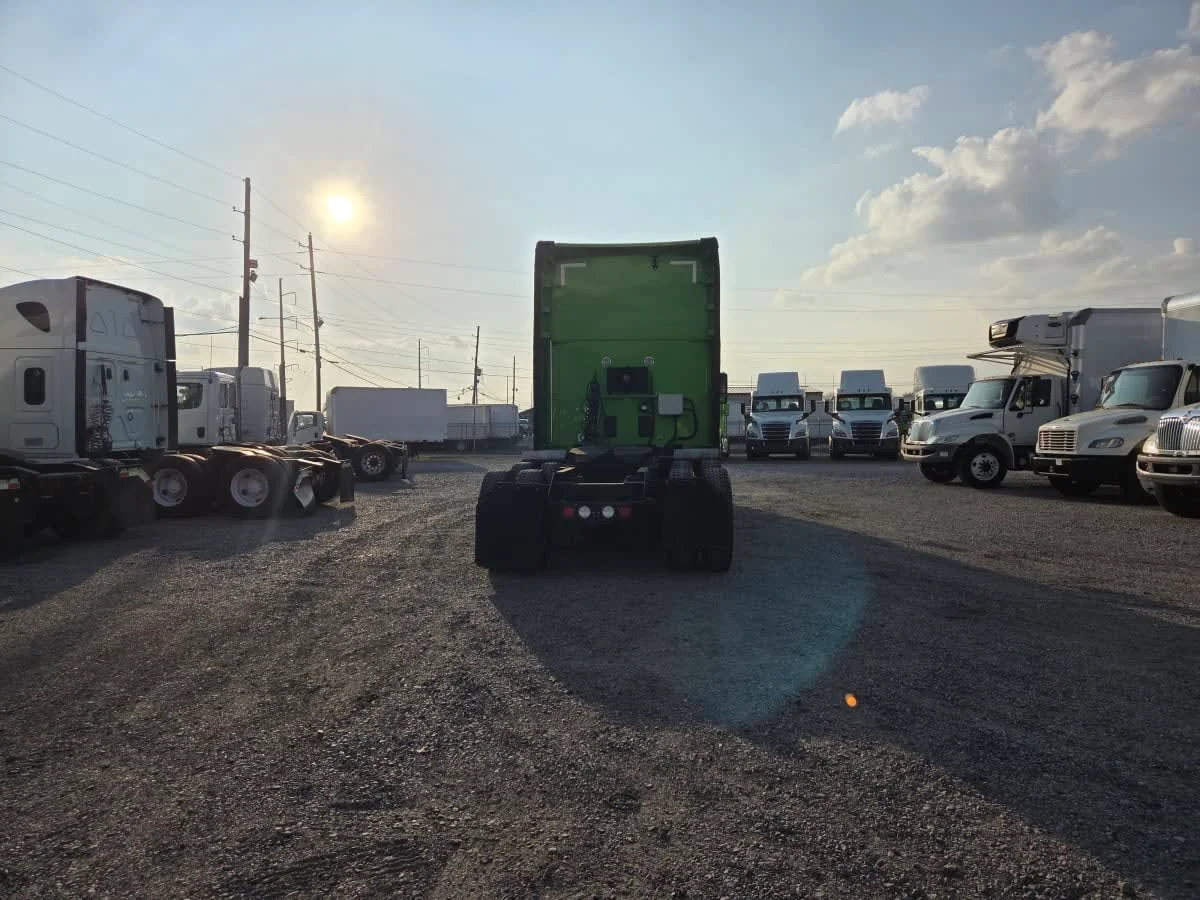 2020 Kenworth T680 in St. Rose, LA — photo 5
