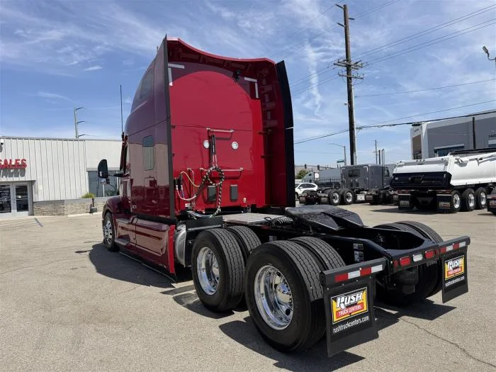 2026 Peterbilt 579 — photo 10