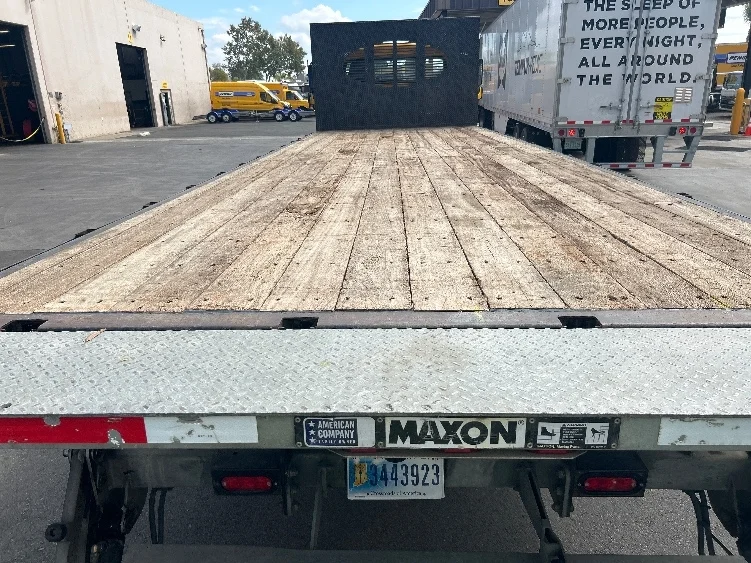 2020 Freightliner M2 106 in Torrance, CA — photo 10
