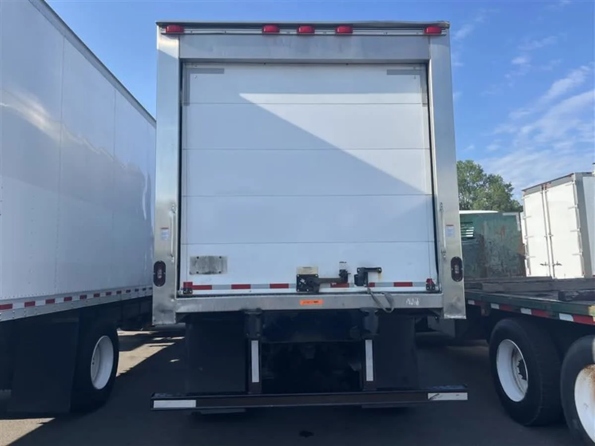 2020 Freightliner M2 106 in Beltsville, MD — photo 5