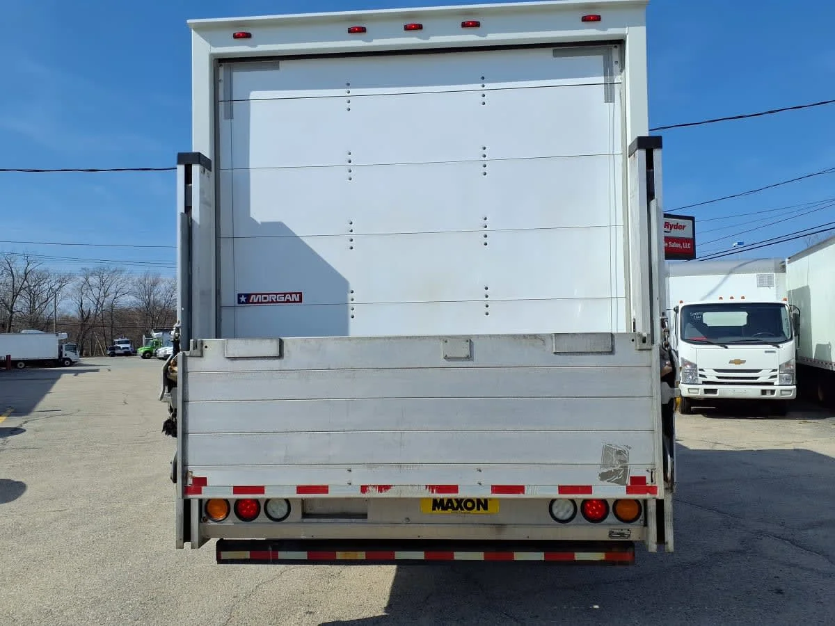 2019 Isuzu NPR - image 5