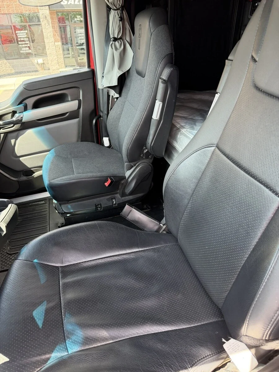 2023 Kenworth T880 — photo 14