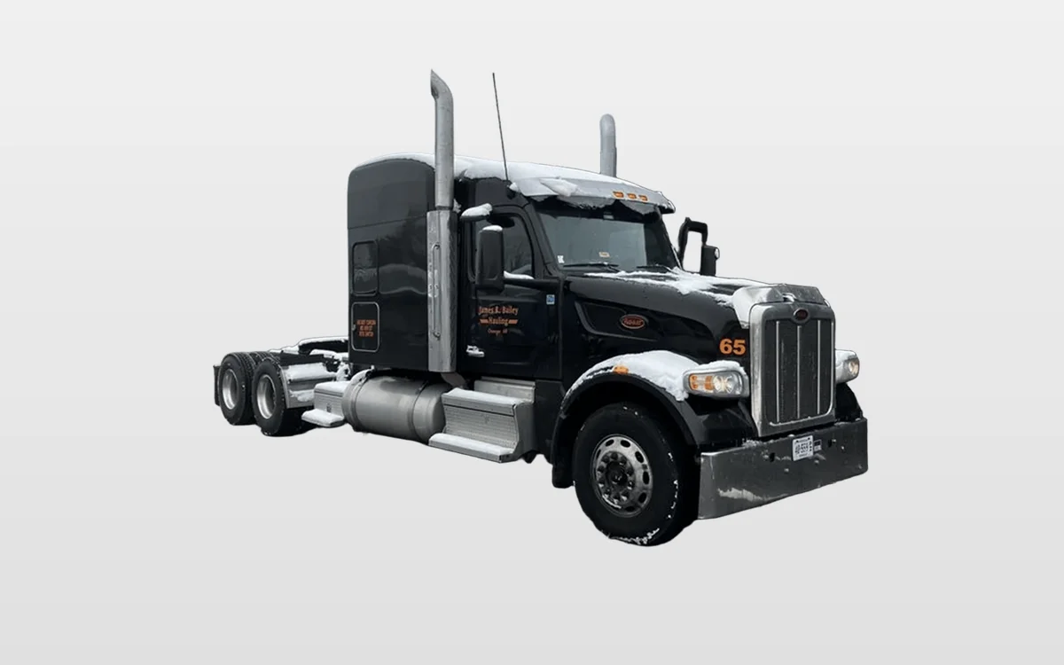 2022 Peterbilt - image 1