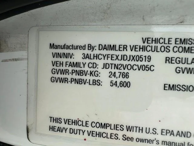 2018 Freightliner M2 106 — photo 4