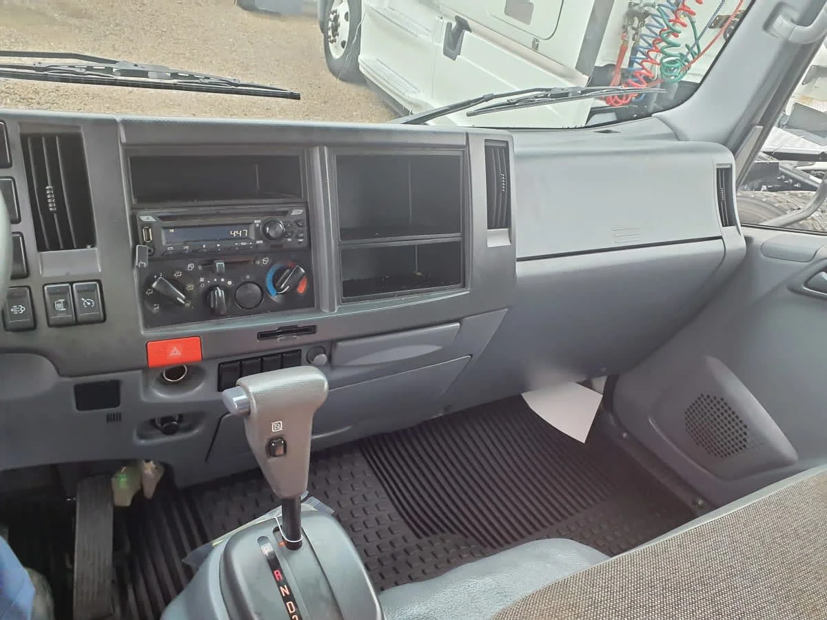 2019 Isuzu NRR in Birmingham, AL — photo 12