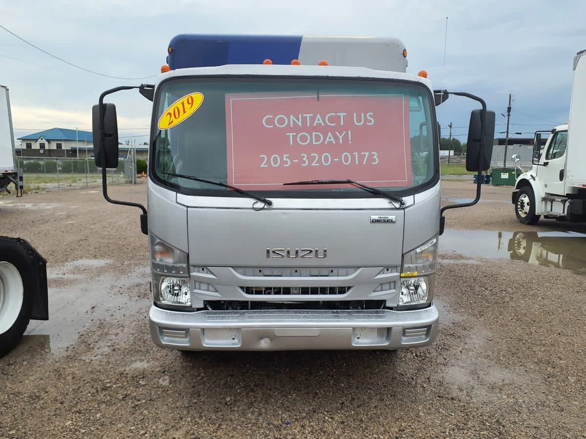 2019 Isuzu NRR in Birmingham, AL — photo 2
