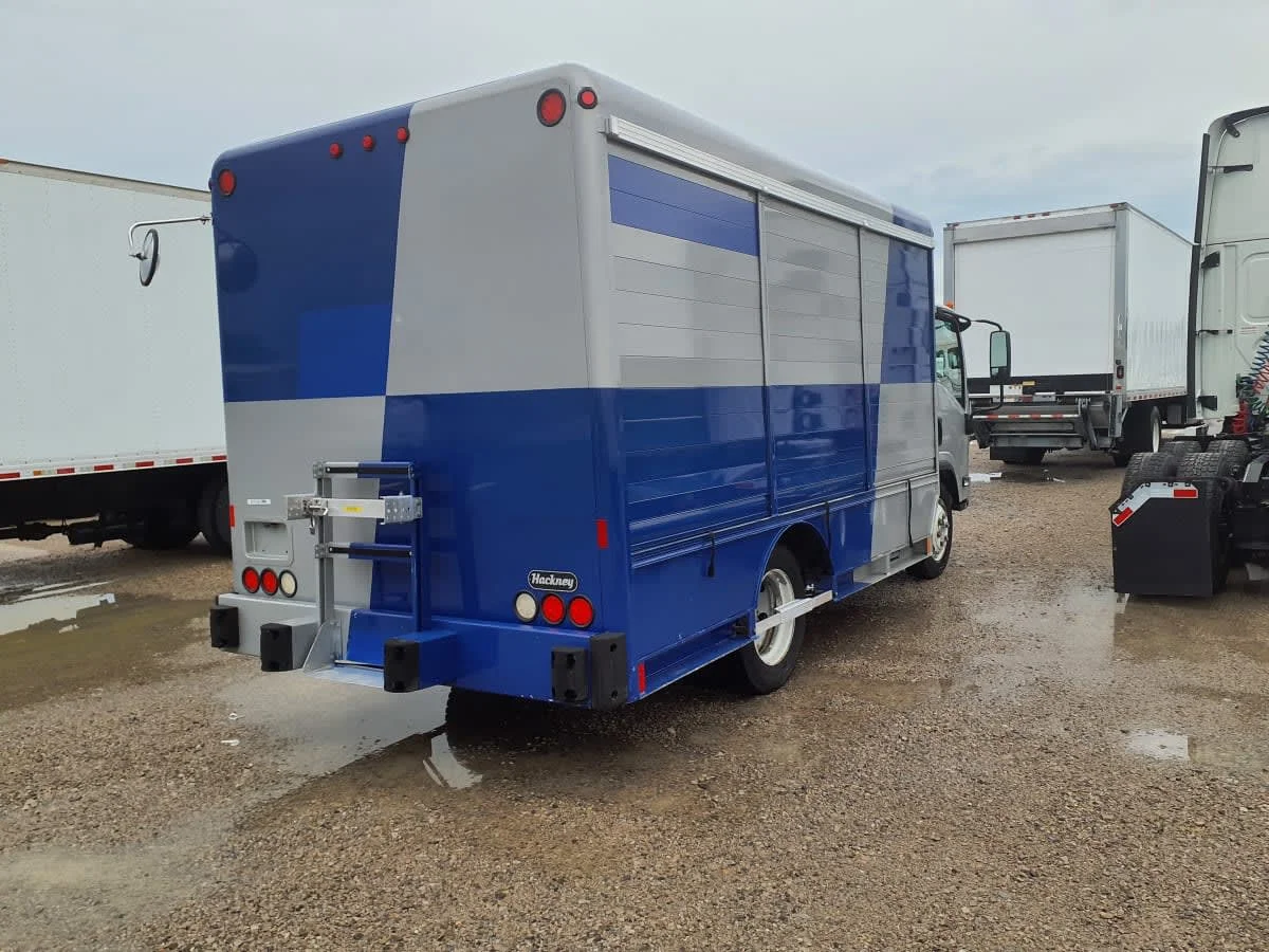 2019 Isuzu NRR in Birmingham, AL — photo 4