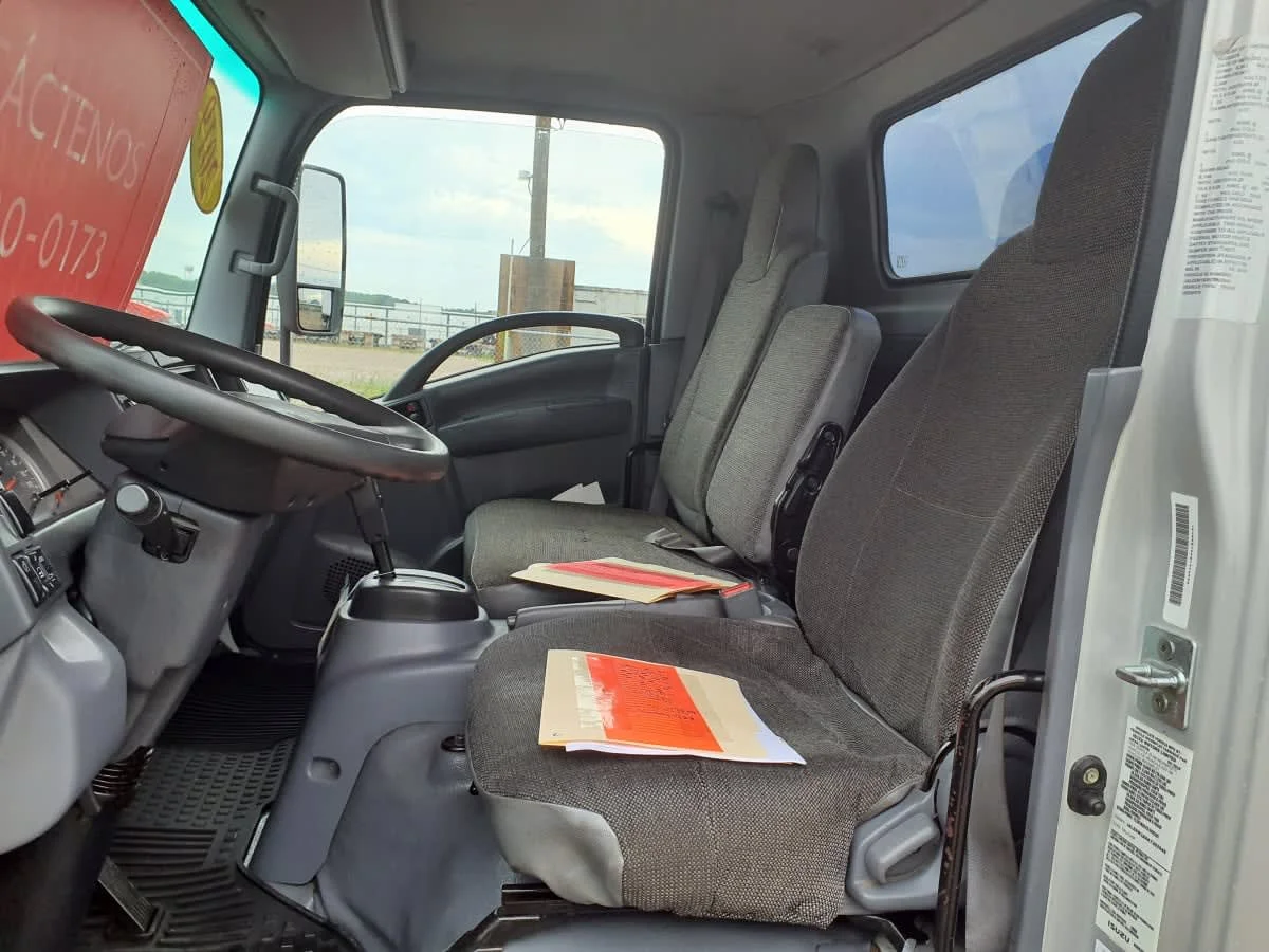 2019 Isuzu NRR in Birmingham, AL — photo 7
