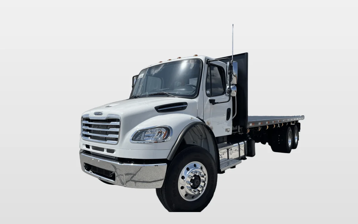 2026 Freightliner M2 106 - image 1