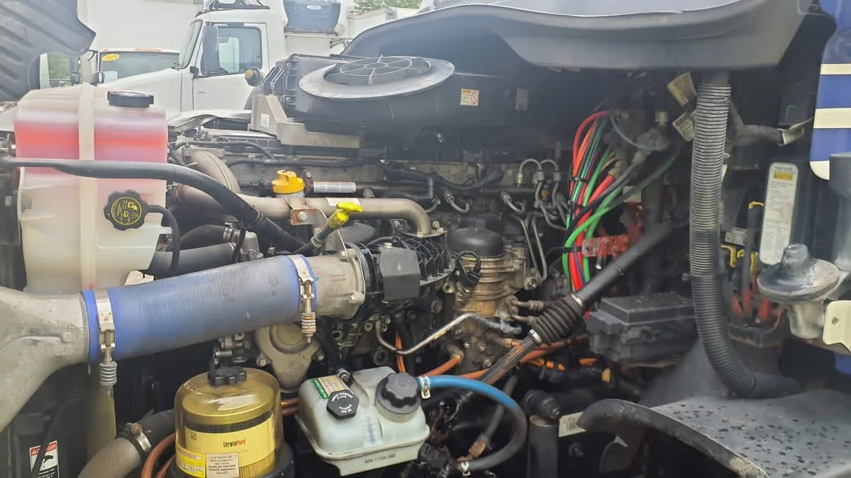 2020 Freightliner Cascadia in Bolingbrook, IL — photo 8