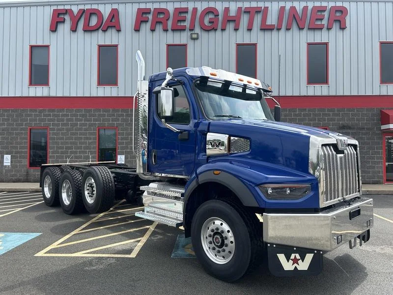 2026 Western Star 49X in Pittsburgh, PA — photo 2