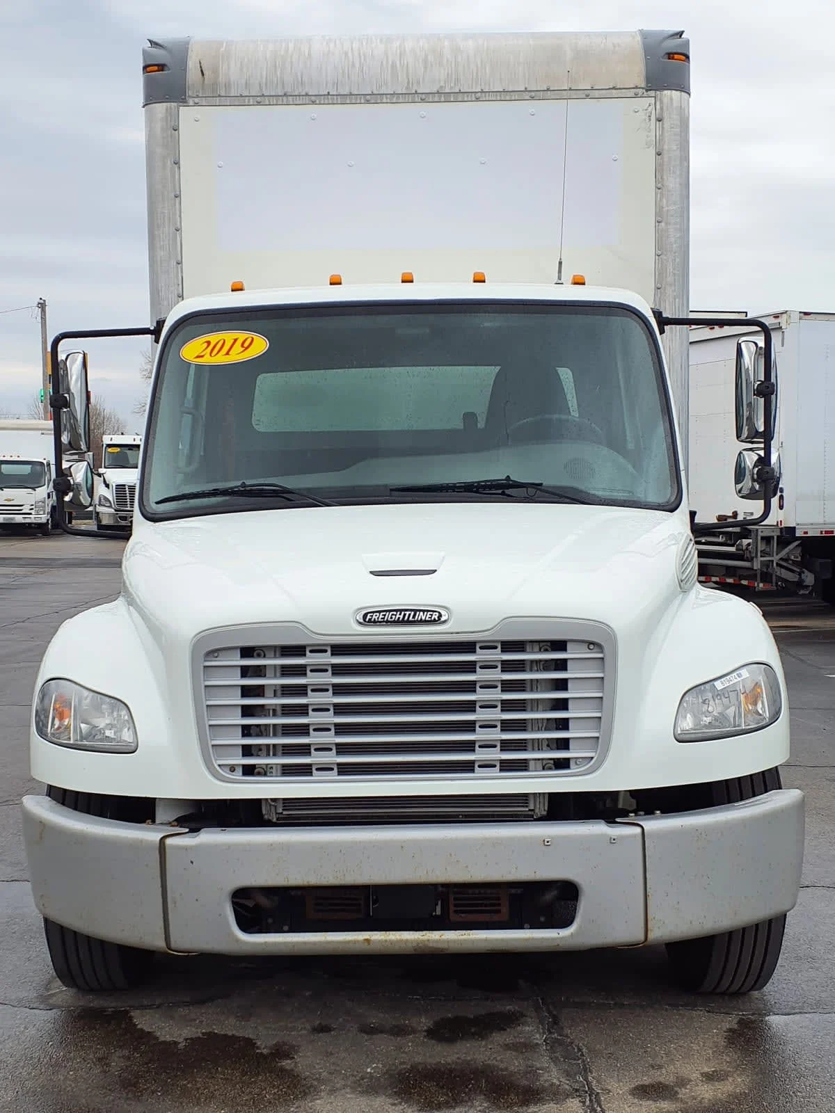 2019 Freightliner M2 106 - image 2