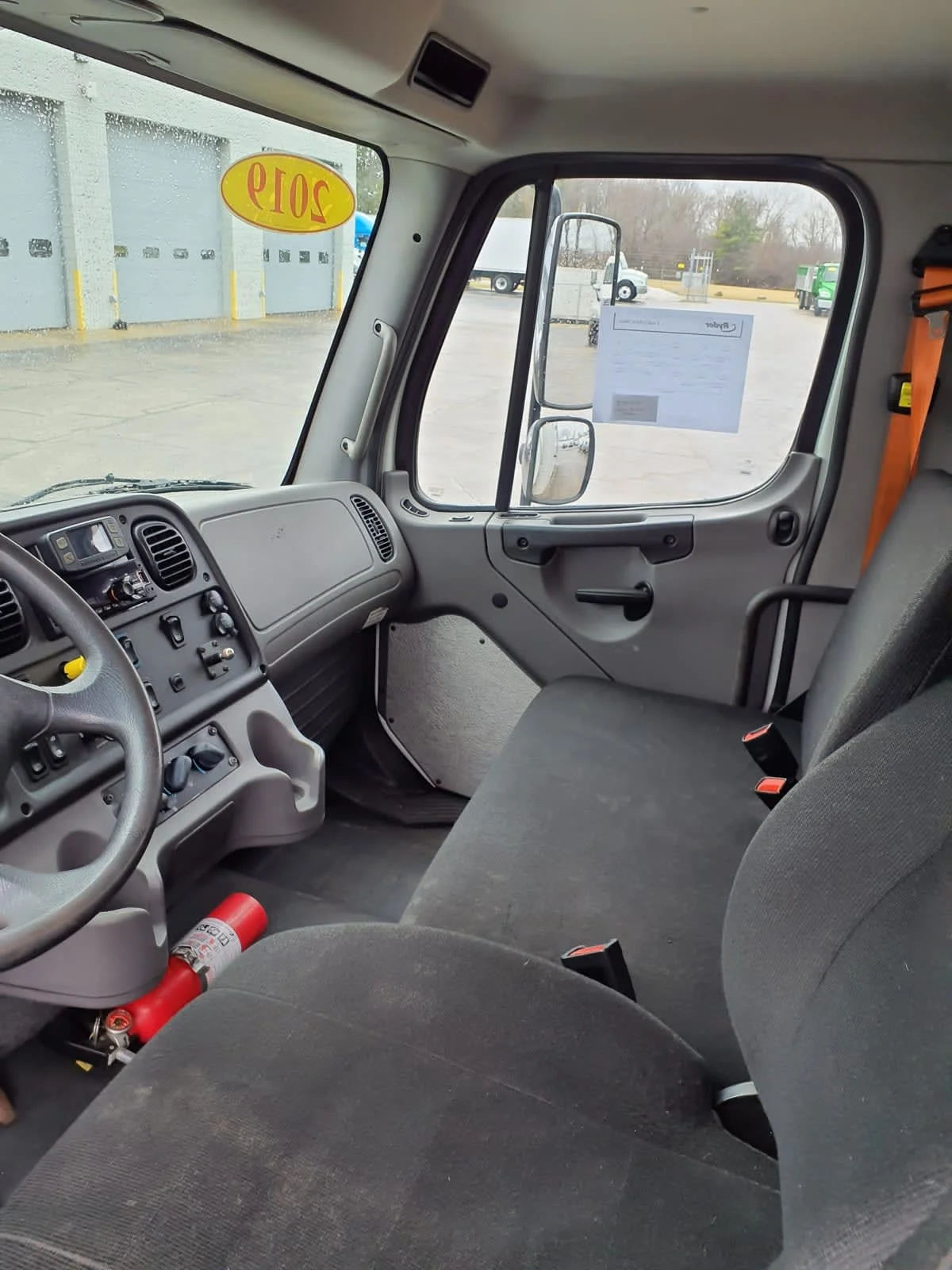 2019 Freightliner M2 106 in Oak Creek, WI — photo 7
