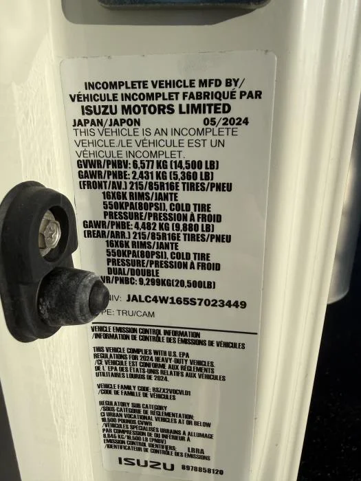 2025 Isuzu NPR - image 24