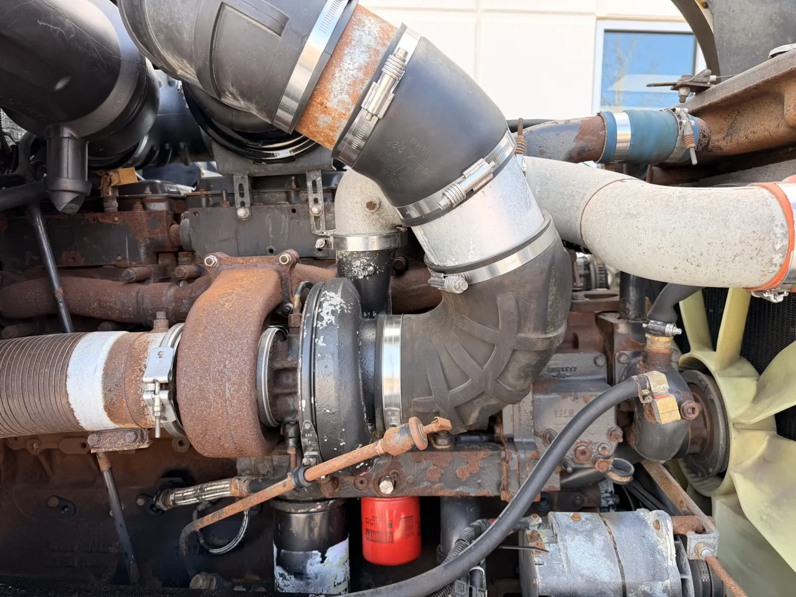 2004 Kenworth T800 - image 13