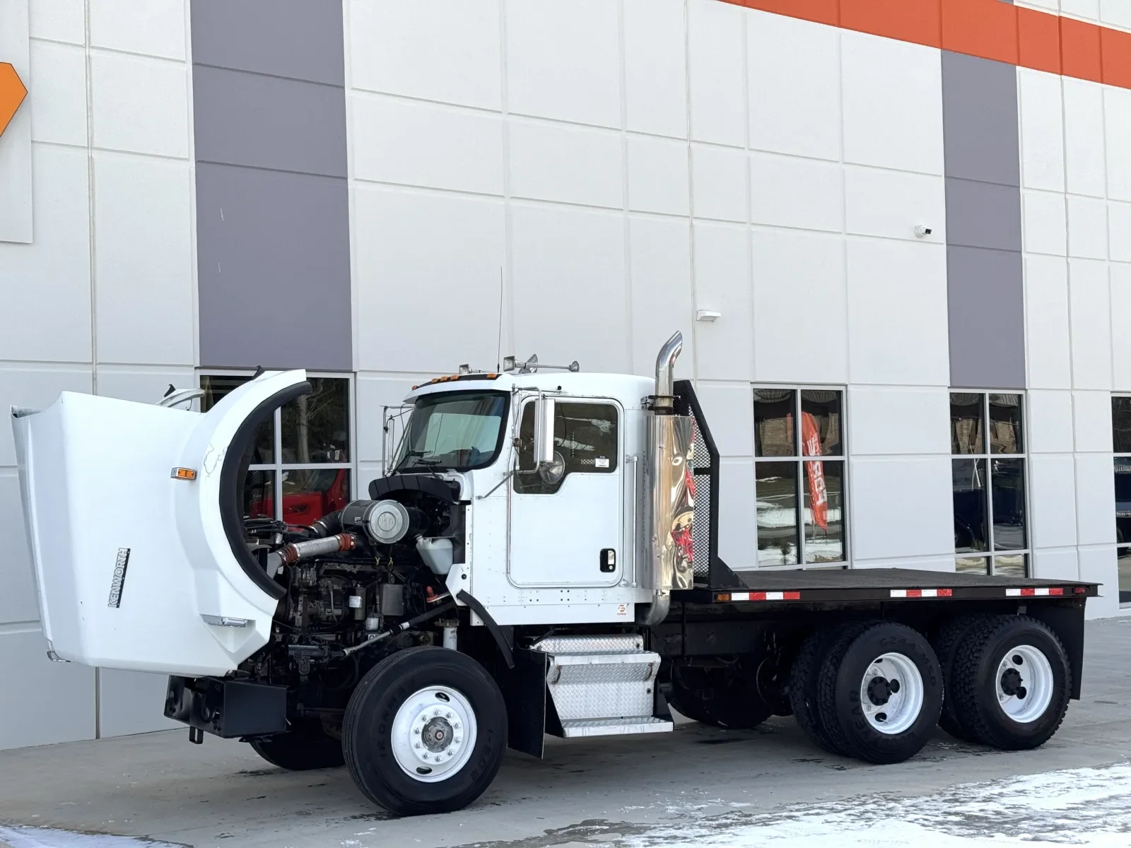 2004 Kenworth T800 - image 10