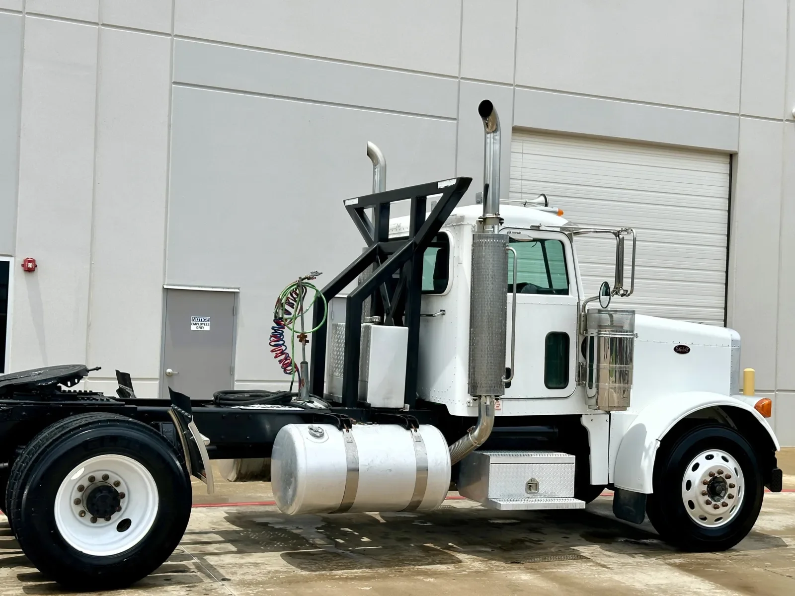 2005 Peterbilt 379 in Hutchins, TX — photo 7