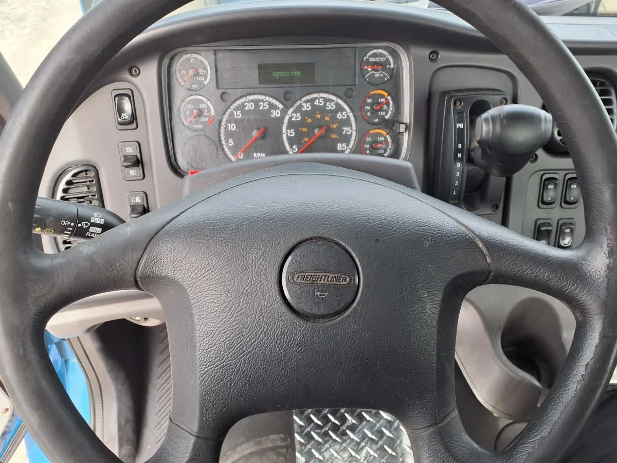 2019 Freightliner M2 106 in Greenville, SC — photo 10