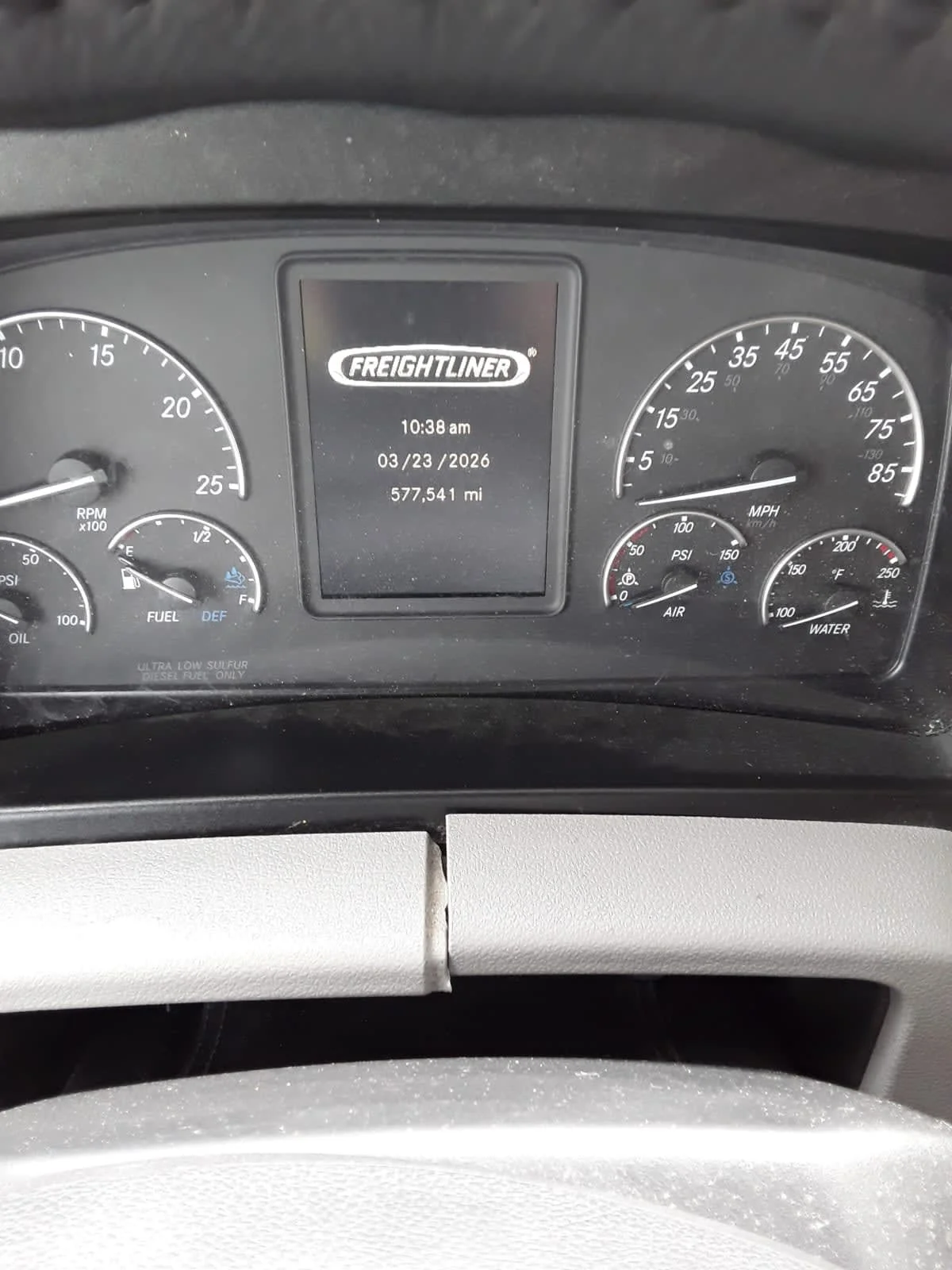 2020 Freightliner Cascadia - image 13