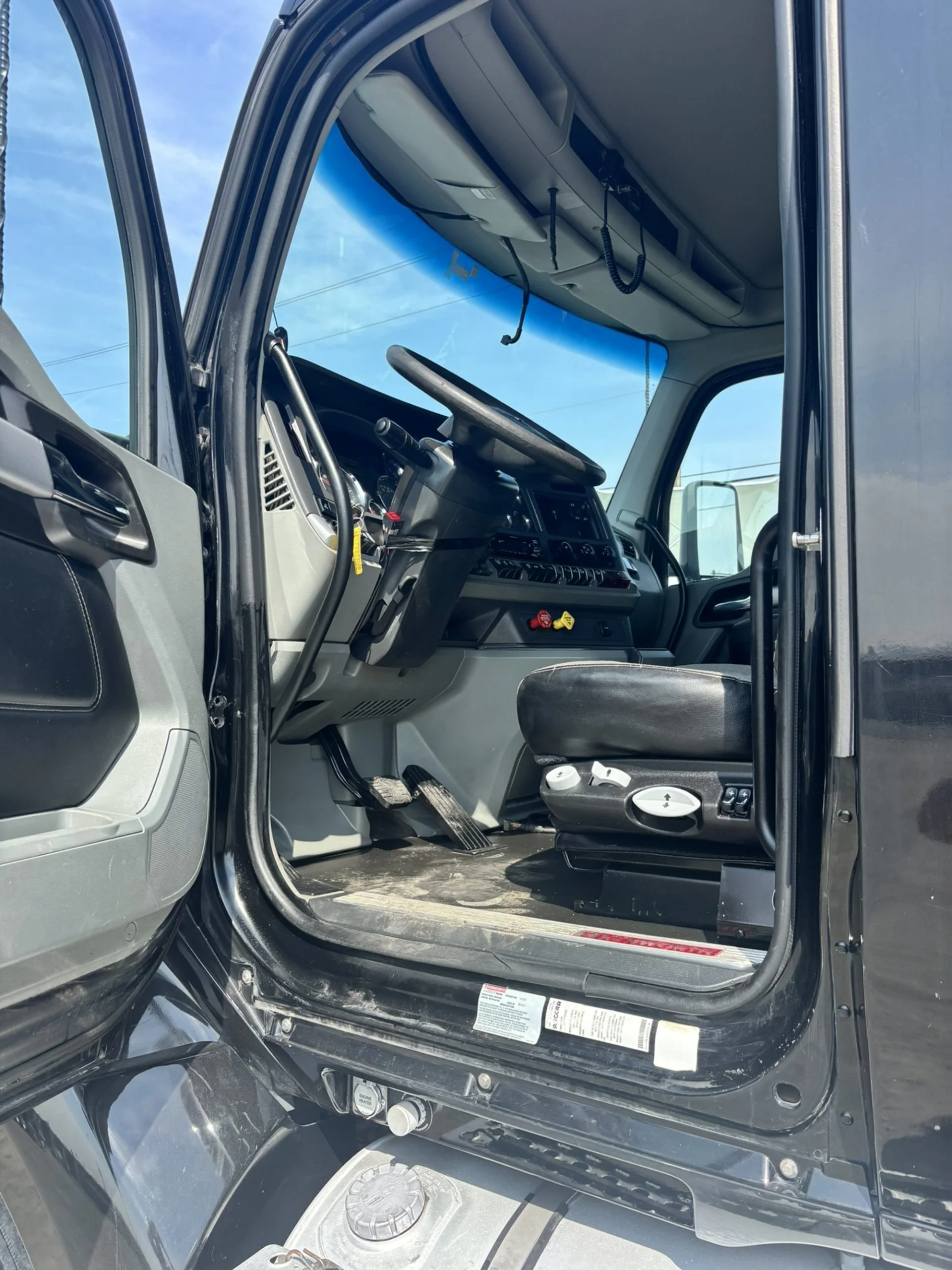 2020 Kenworth T680 in Spokane, WA — photo 5