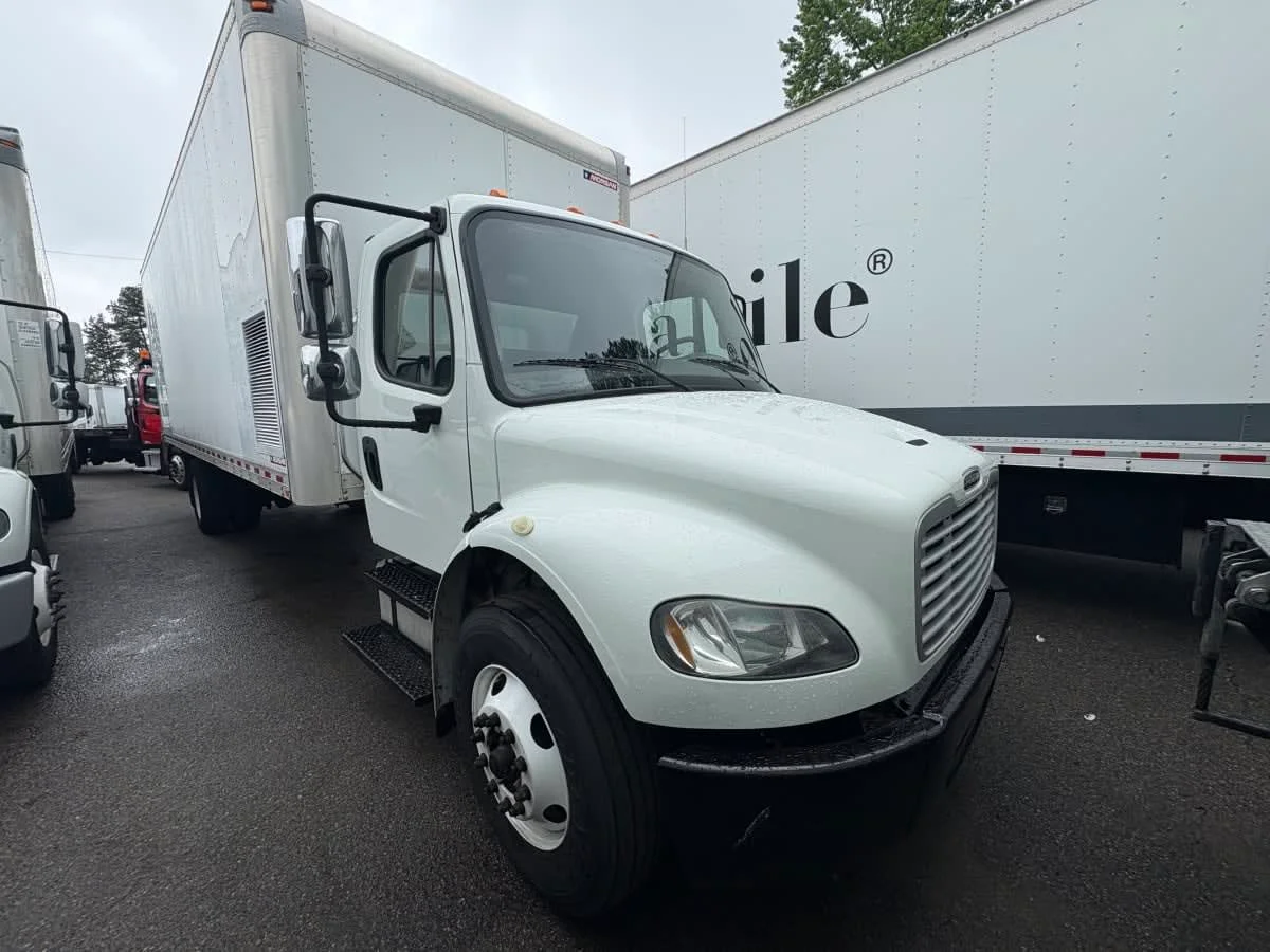 2019 Freightliner M2 106 in Ashland, VA — photo 3