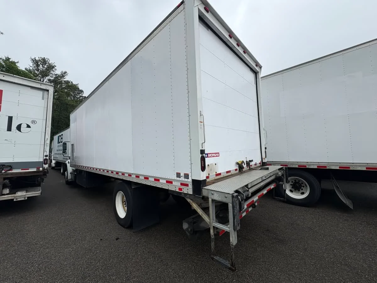 2019 Freightliner M2 106 in Ashland, VA — photo 6
