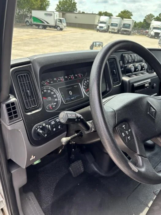 2019 International MV — photo 19