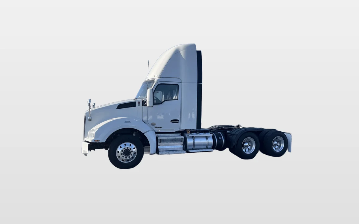 2021 Kenworth T880 - image 1