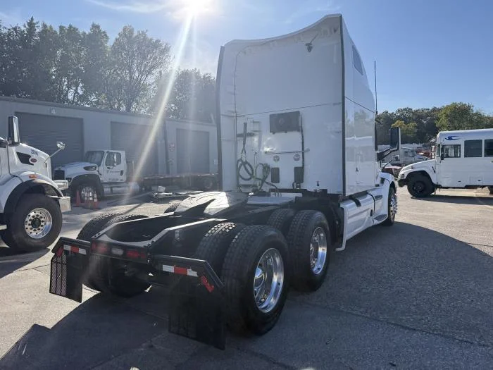 2022 Peterbilt 579 - image 35