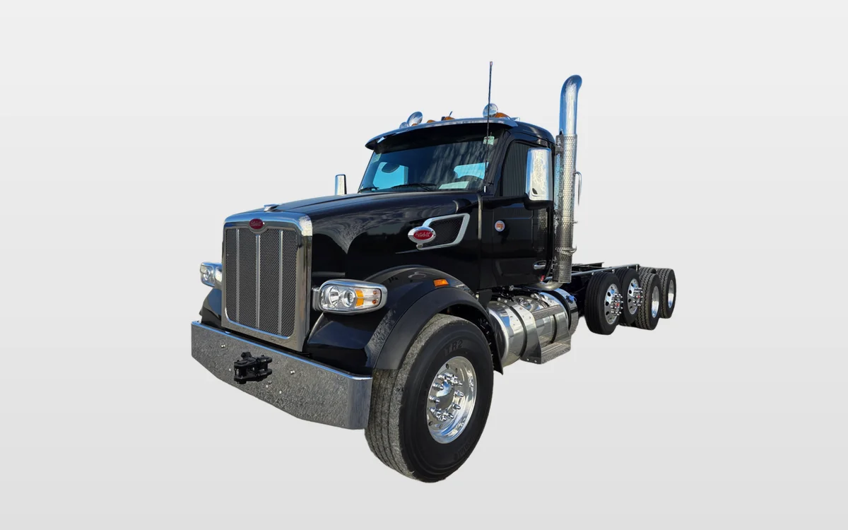 2026 PETERBILT 567 - image 1