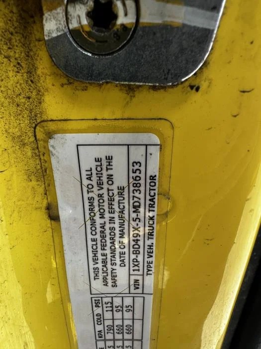 2021 Peterbilt 579 in Austin, TX — photo 15