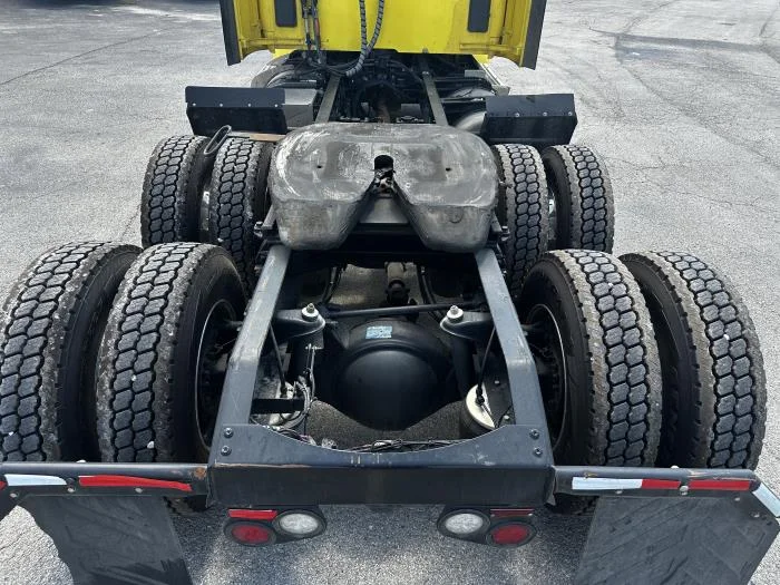 2021 Peterbilt 579 in Austin, TX — photo 7