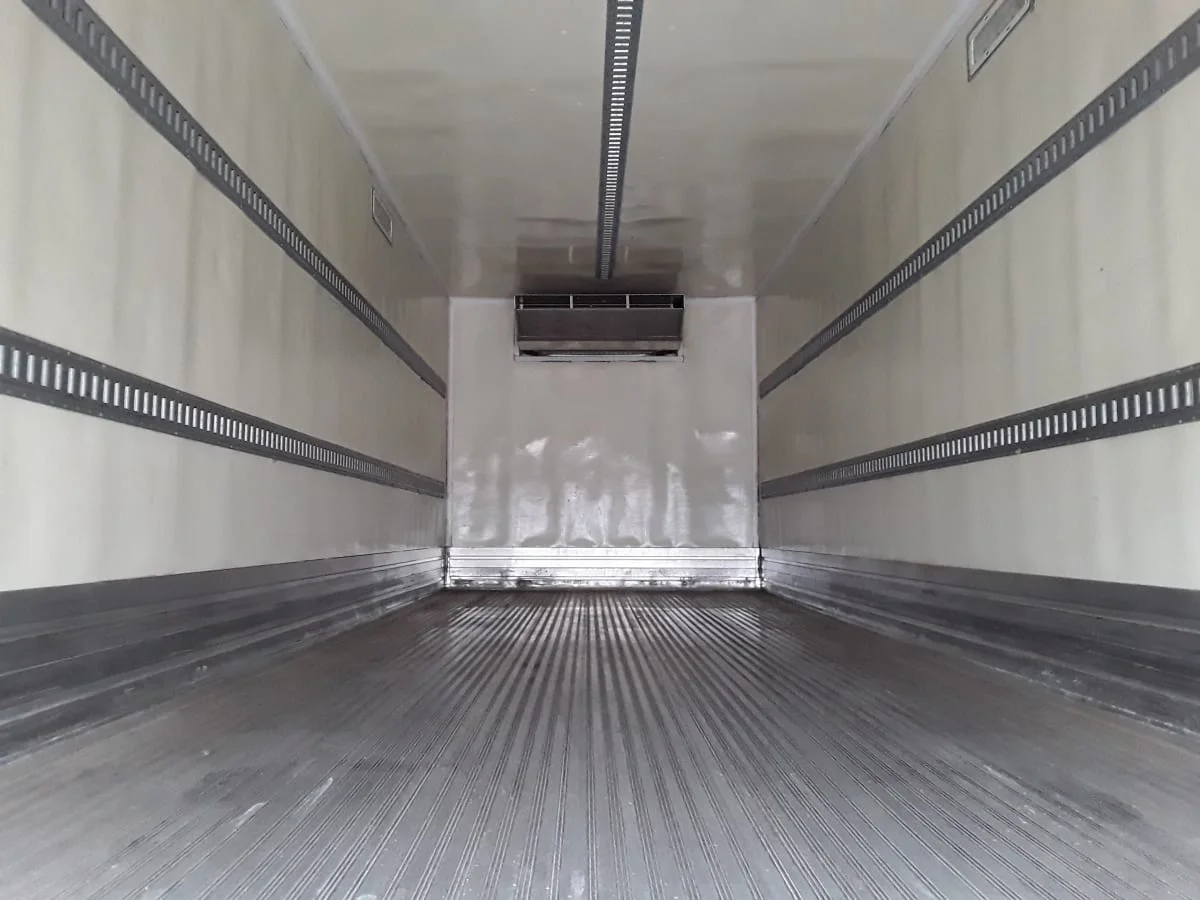 2019 Freightliner M2 106 - image 9