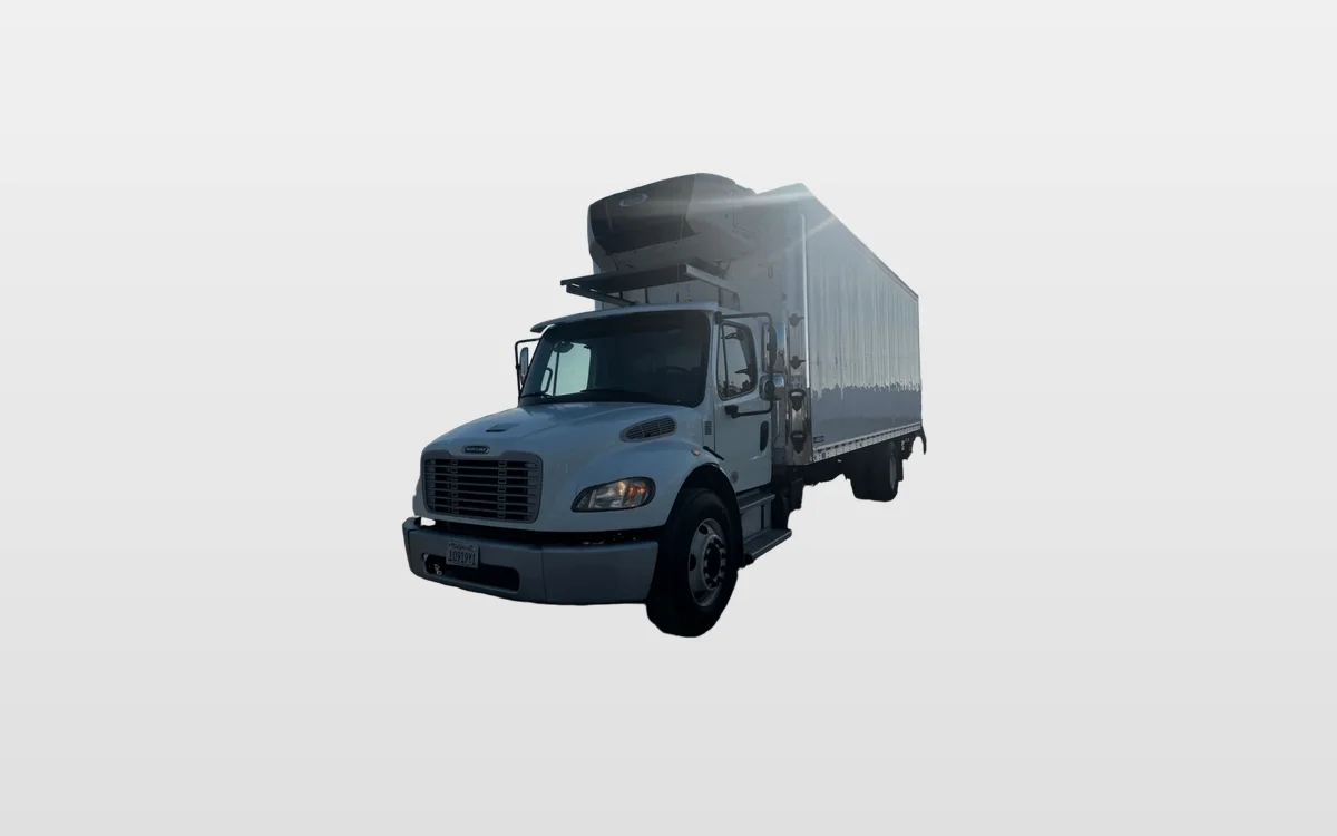 2016 Freightliner M2 106 - image 1
