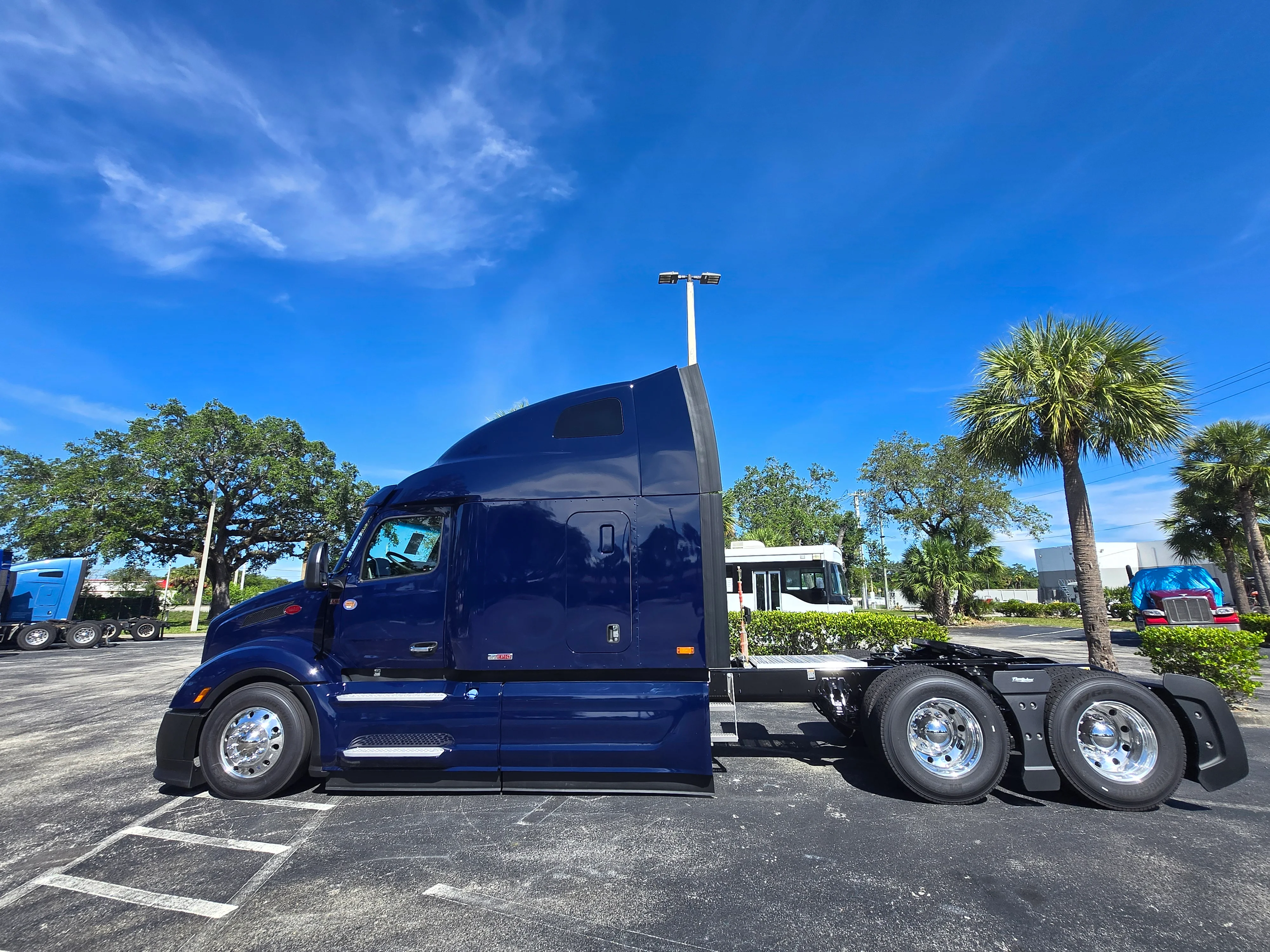 2026 Peterbilt 579 in Baltimore, MD — photo 10