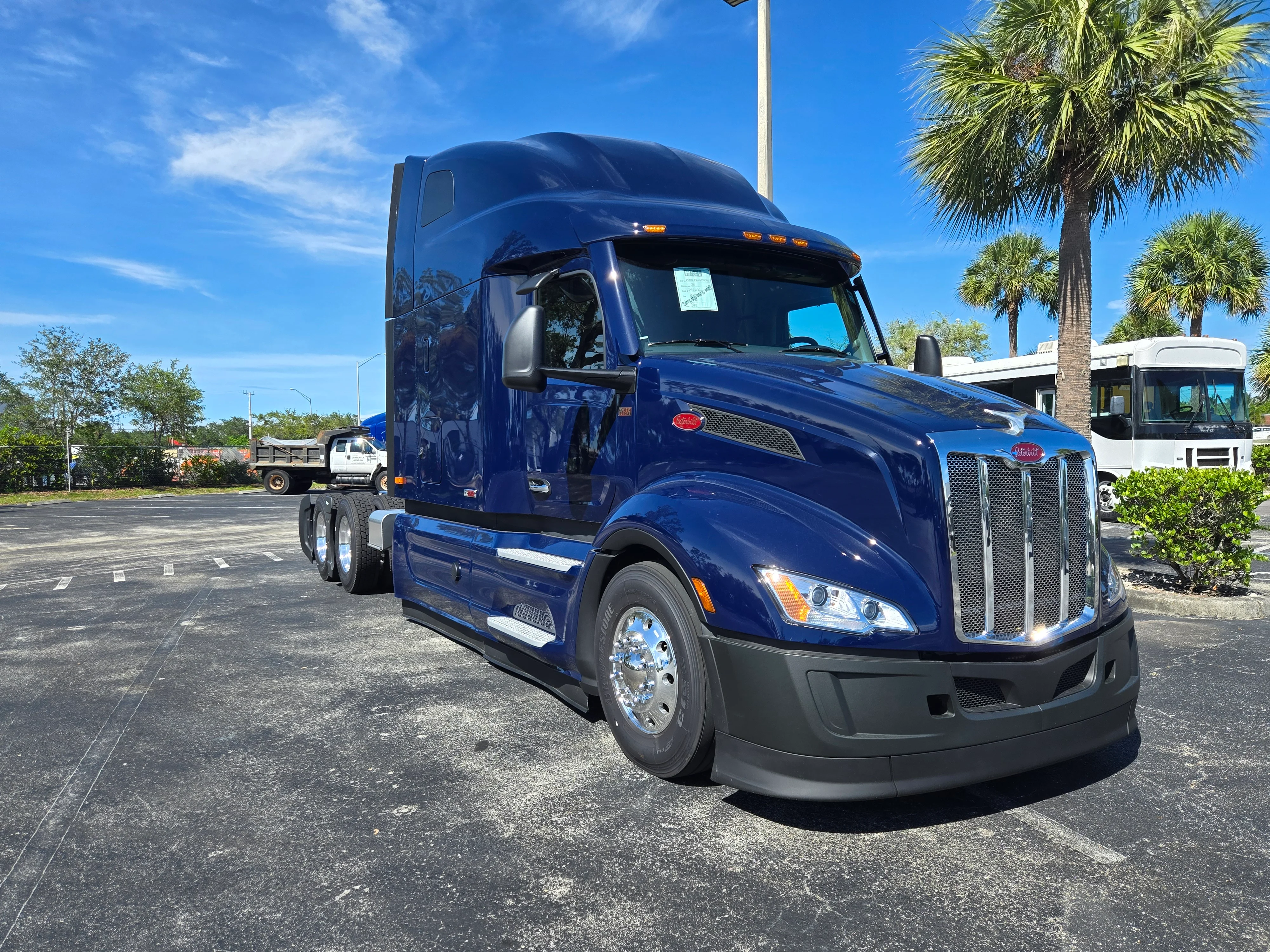 2026 Peterbilt 579 in Baltimore, MD — photo 2