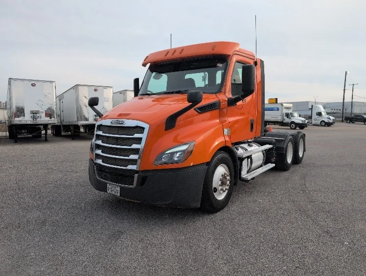 2019 Freightliner in San Antonio, TX — photo 3