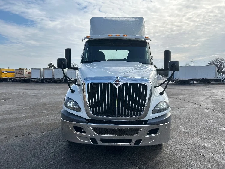 2018 International RH - image 2