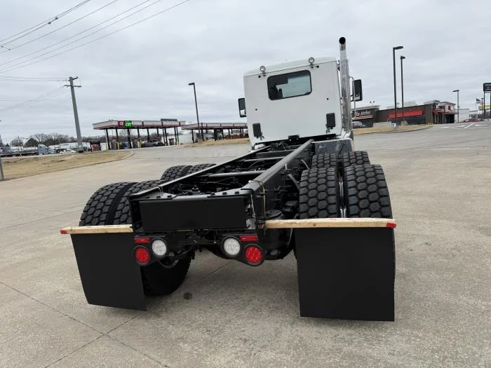 2026 Peterbilt 548 - image 14