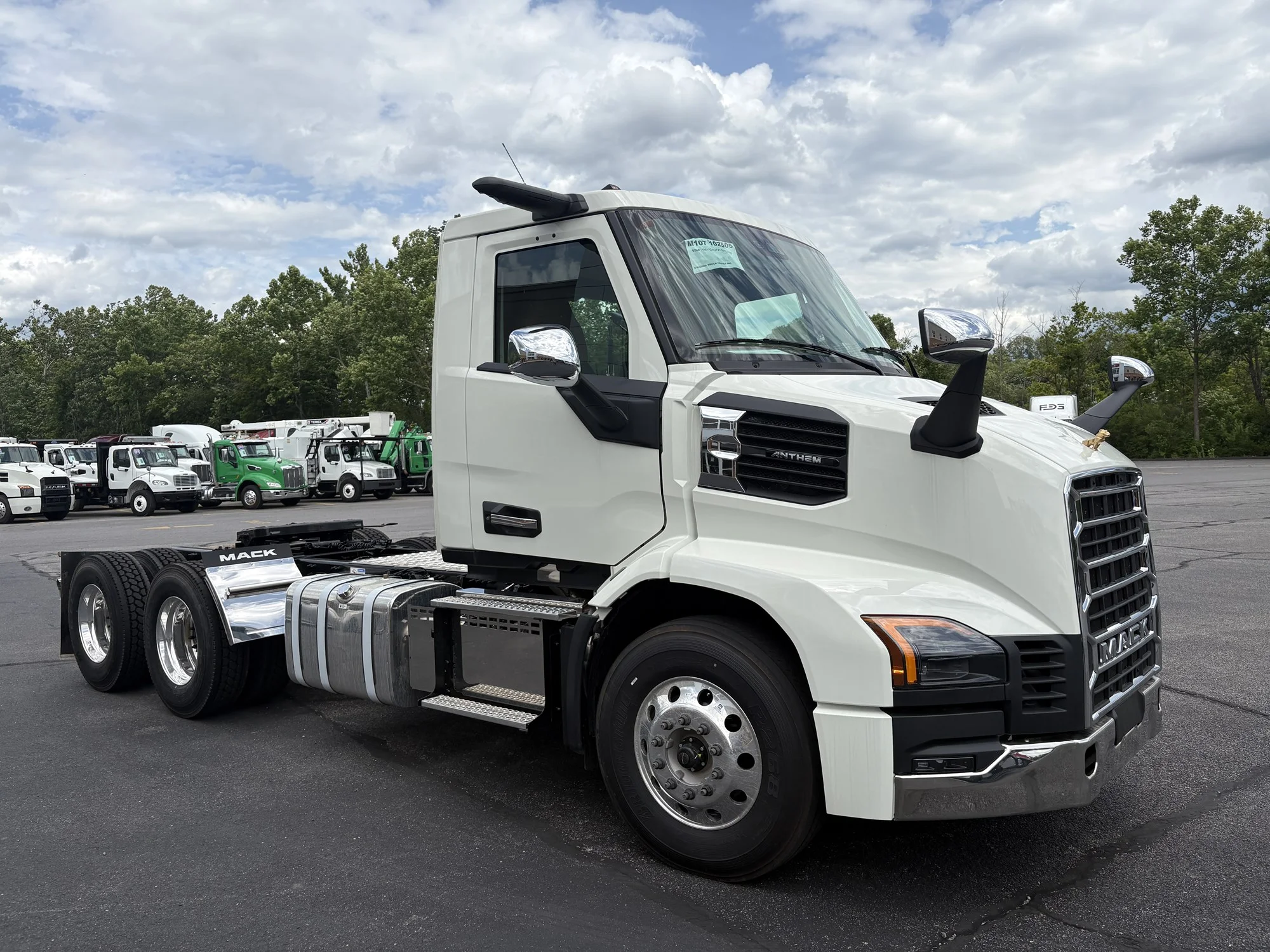 2027 Mack Anthem in Roanoke, VA — photo 3