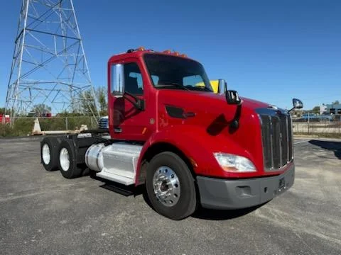 2016 Peterbilt 579 in Indianapolis, IN — photo 11