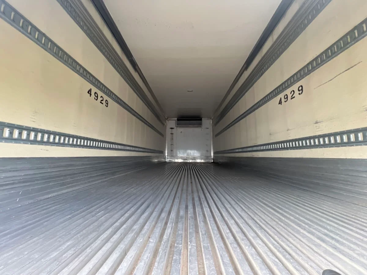 2020 International MV - image 9