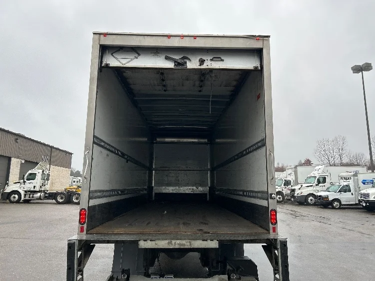 2022 International MV - image 8