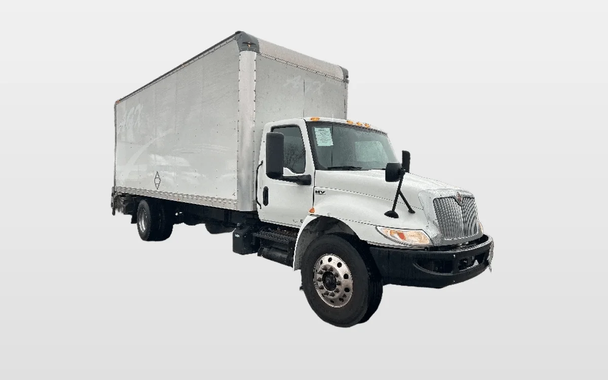 2022 International MV - image 1