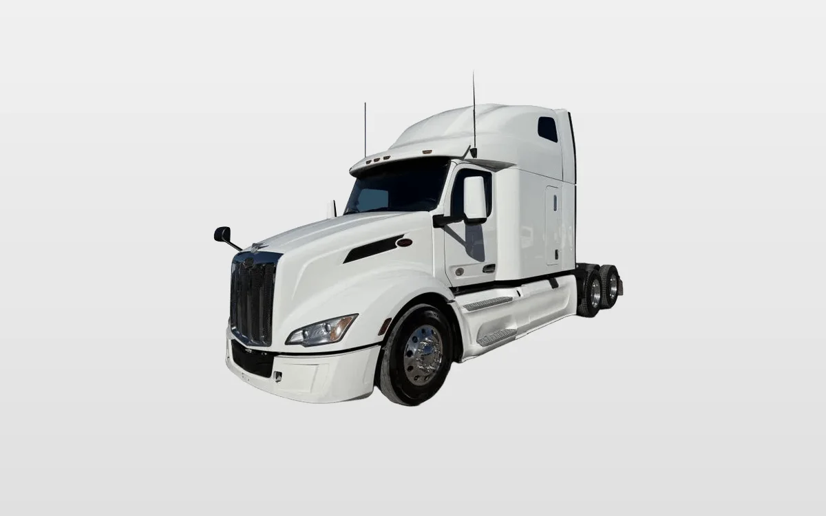 2022 Peterbilt 579 - image 1
