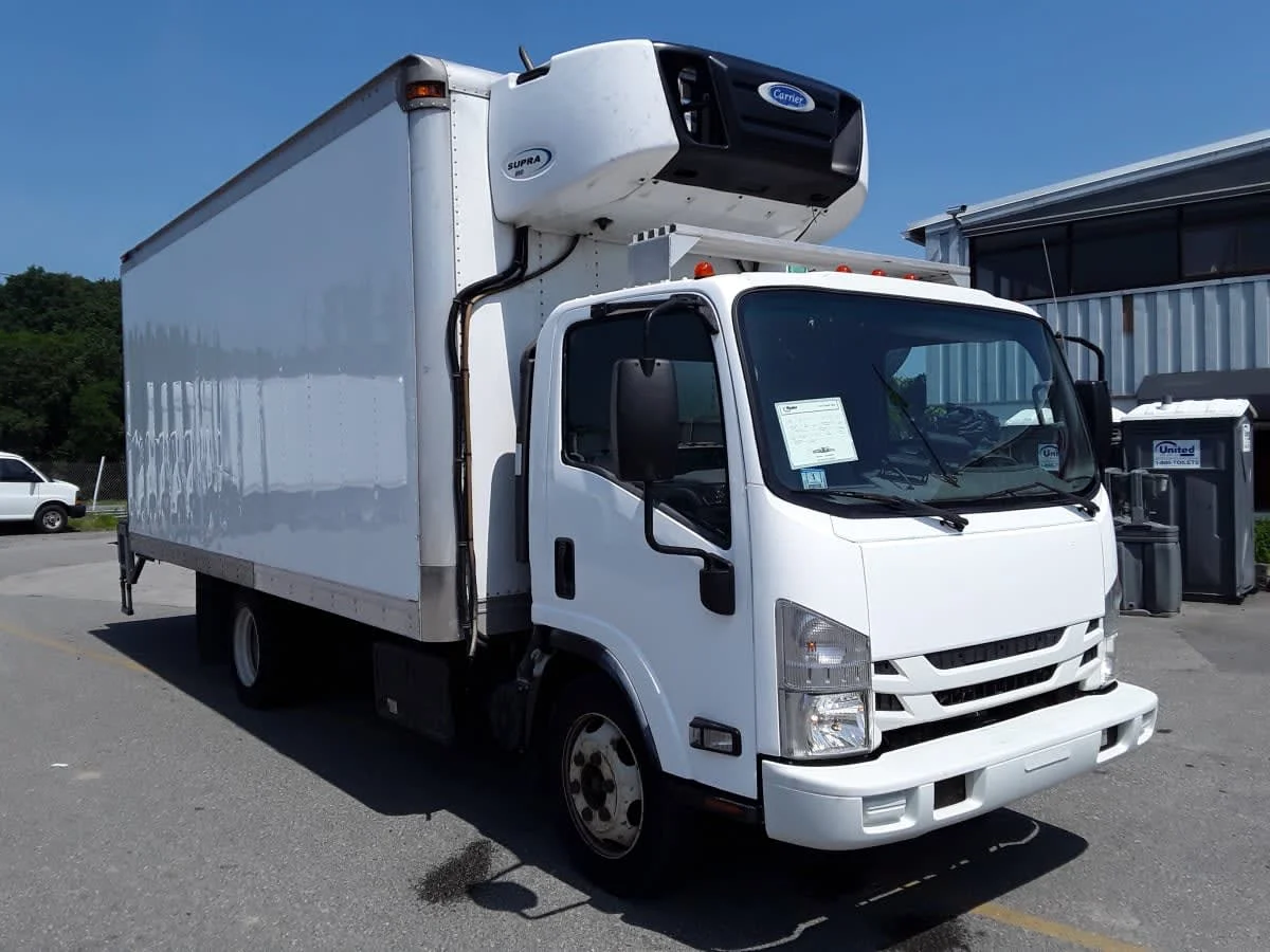 2019 Isuzu NPR - image 3