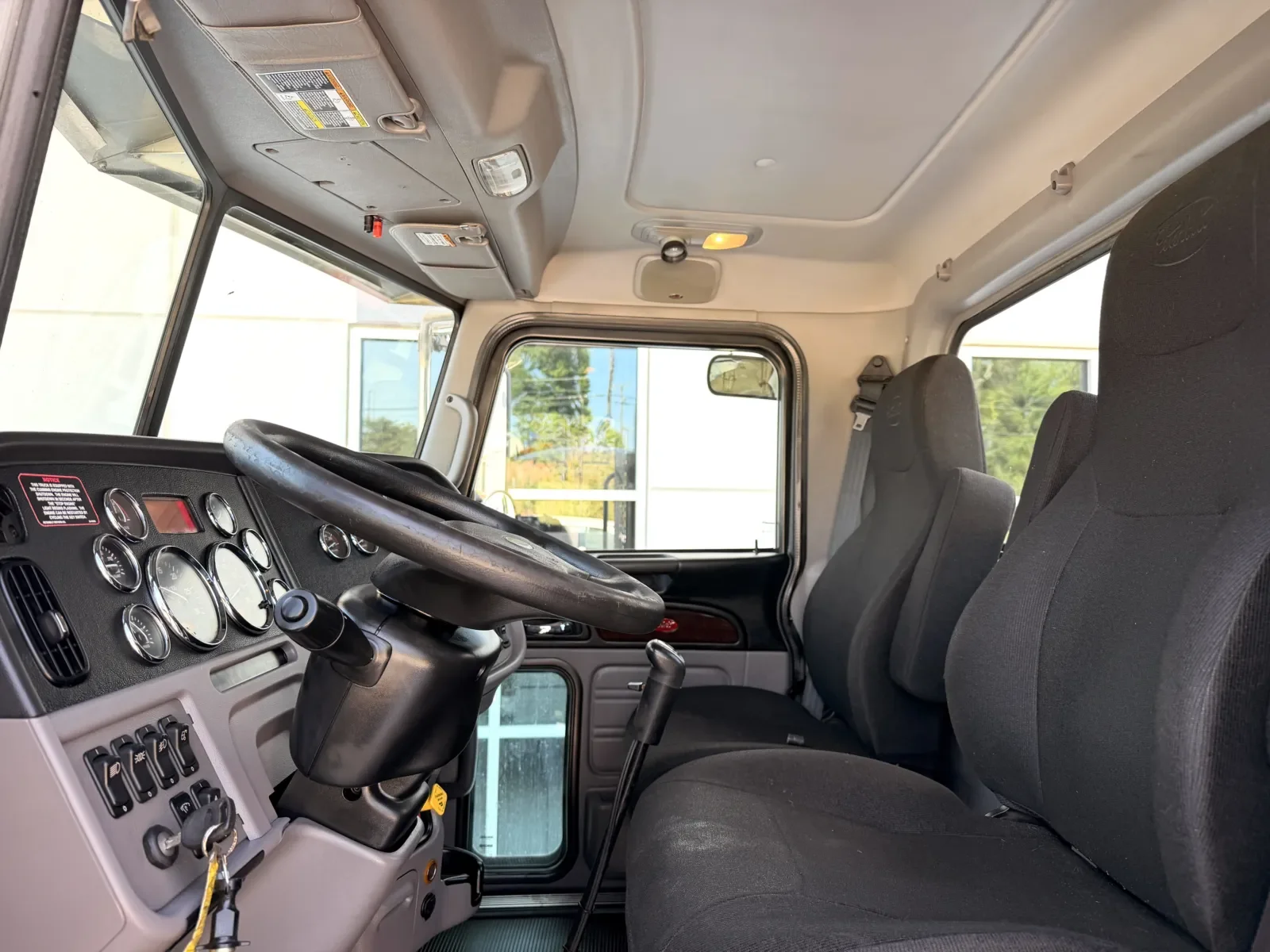 2020 Peterbilt 389 in Greer, SC — photo 14