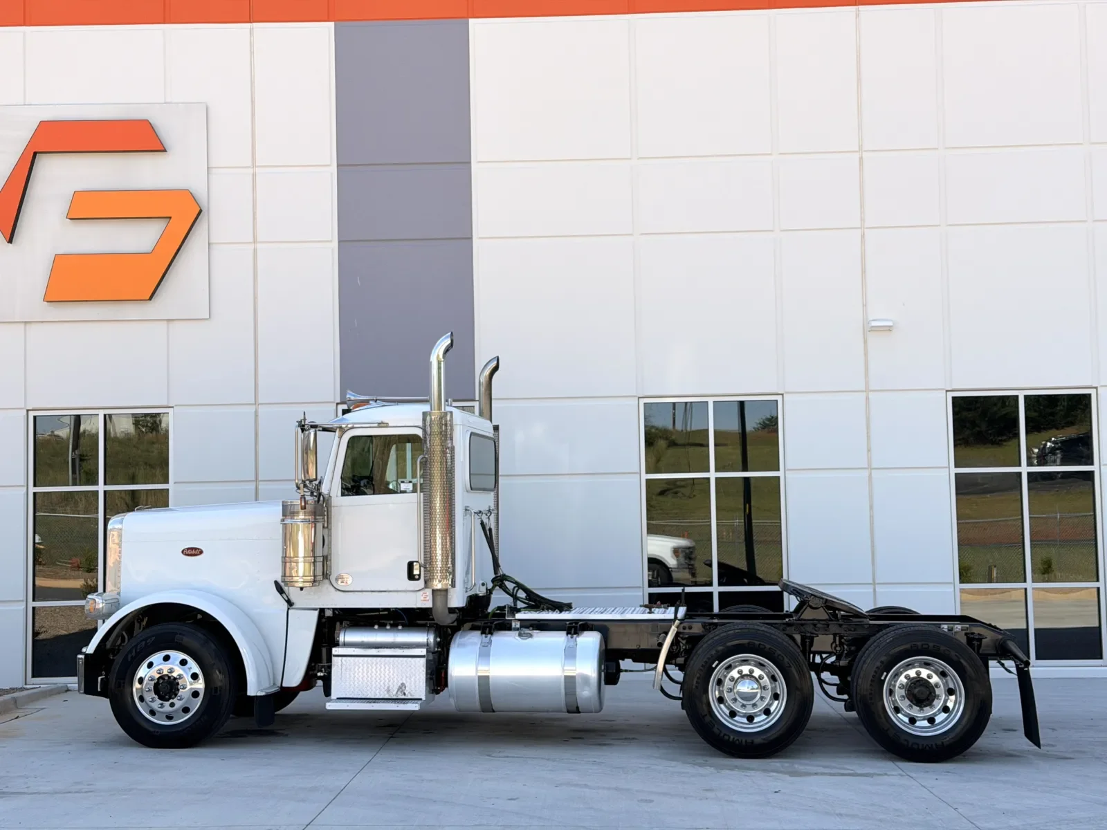 2020 Peterbilt 389 in Greer, SC — photo 4