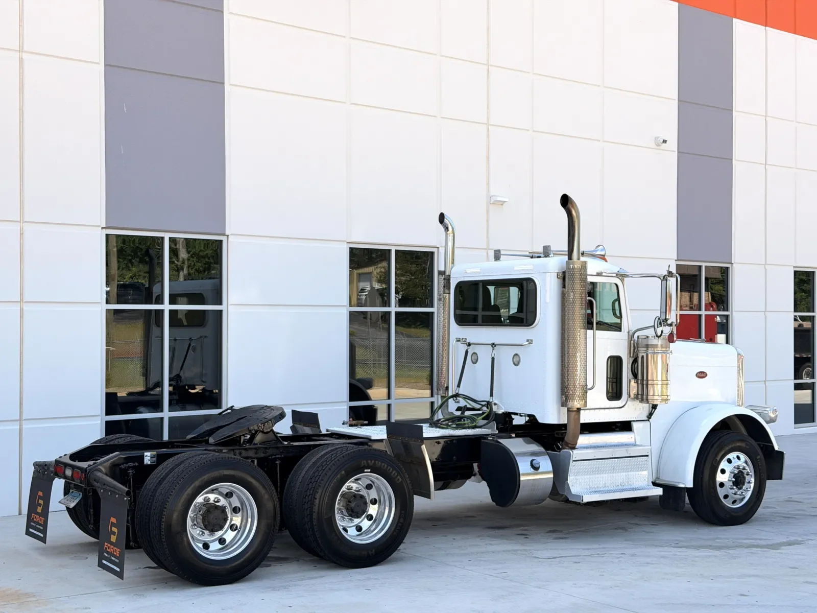 2020 Peterbilt 389 in Greer, SC — photo 5