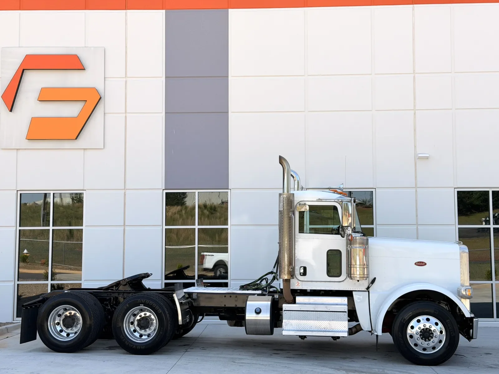 2020 Peterbilt 389 in Greer, SC — photo 3